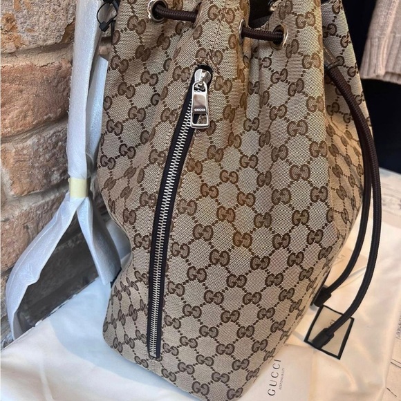 Gucci Brown Canvas GG medium / large drawstring Backpack - Picture 7 of 8